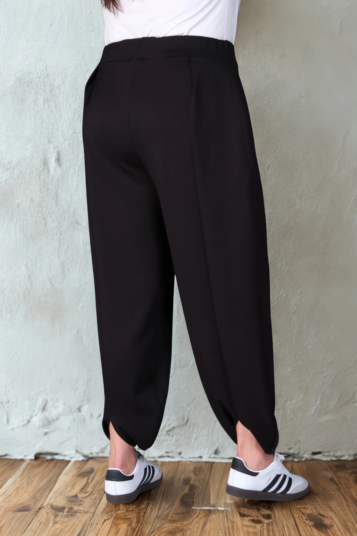 Kadın Büyük Beden Beli Lastikli Şalvar Pantolon – Premium Kumaş