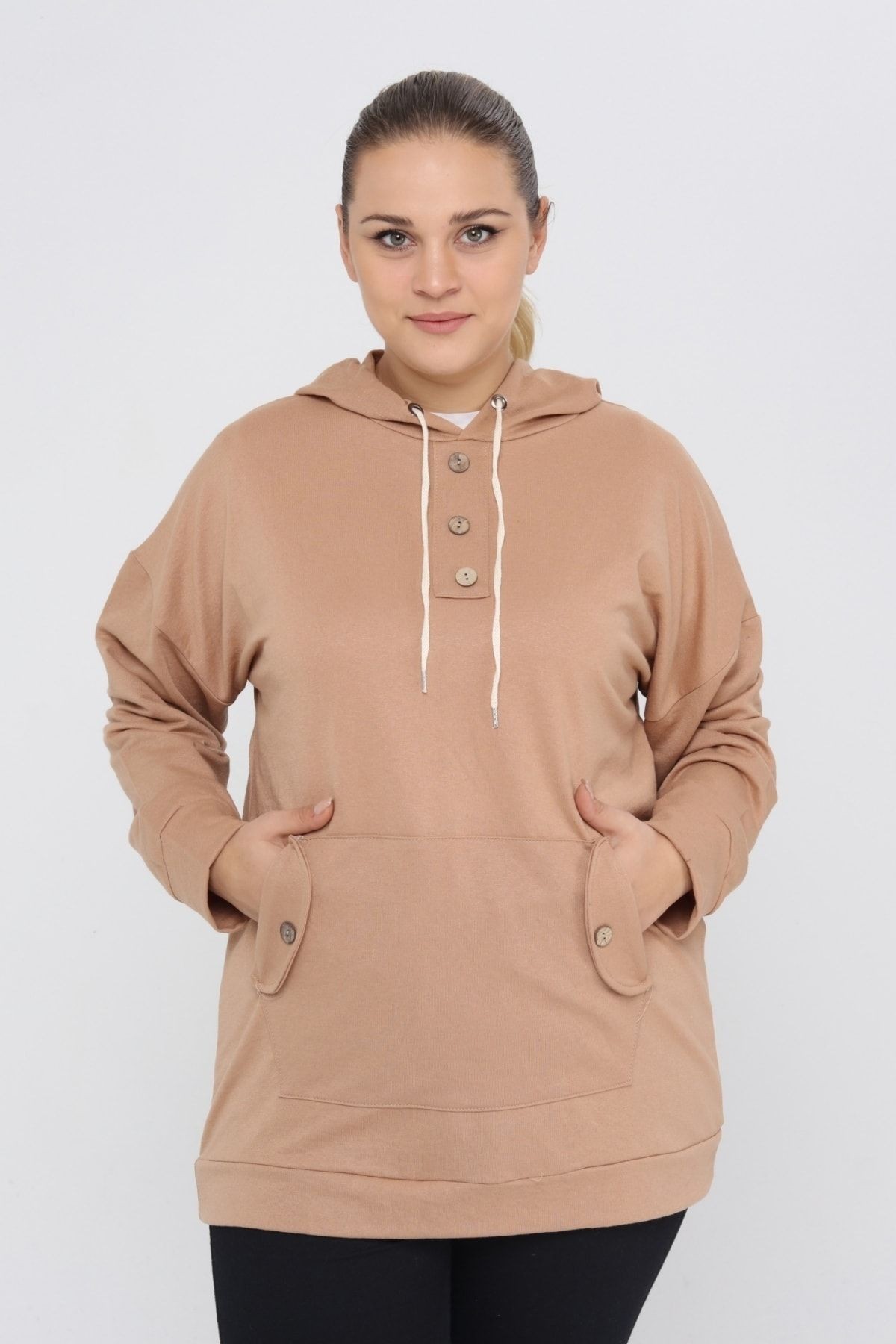 Kadın Büyük Beden Kapüşonlu Kanguru Cepli Likralı Düğme Detaylı Uzun Hoodie Sweatshirt Bej