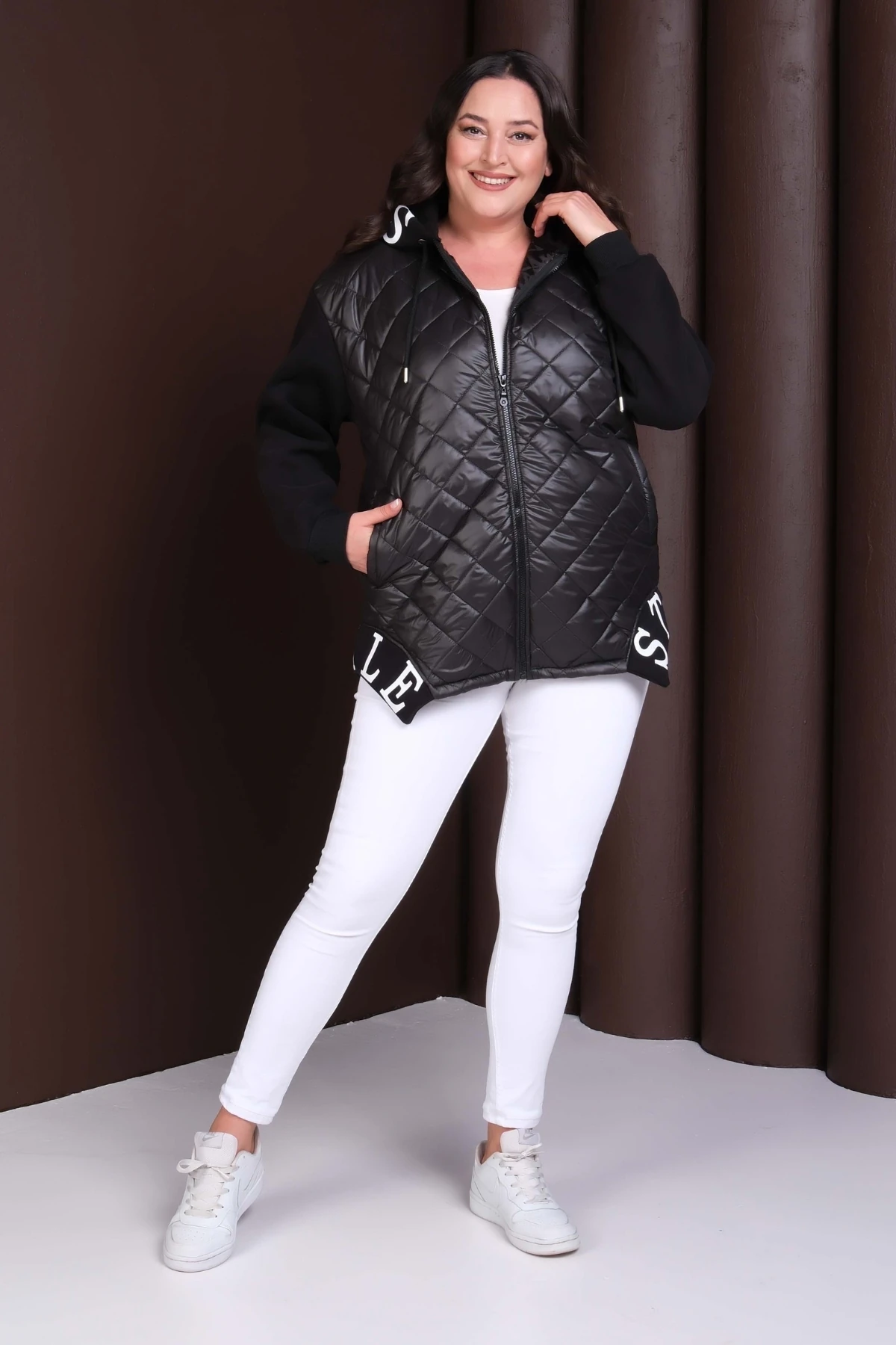 Büyük Beden Kadın 3 İplik Şardonlu Kapüşonlu Kapitone Mont – Kumaş Kollu, Sıcak ve Rahat Günlük Dış Giyim