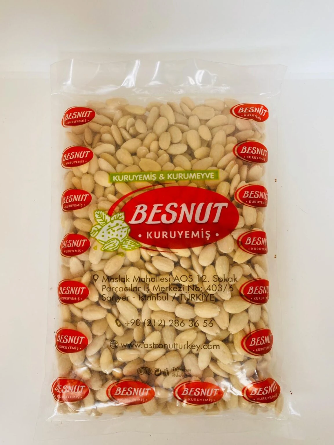 Badem içi Soyulmuş 1 Kg