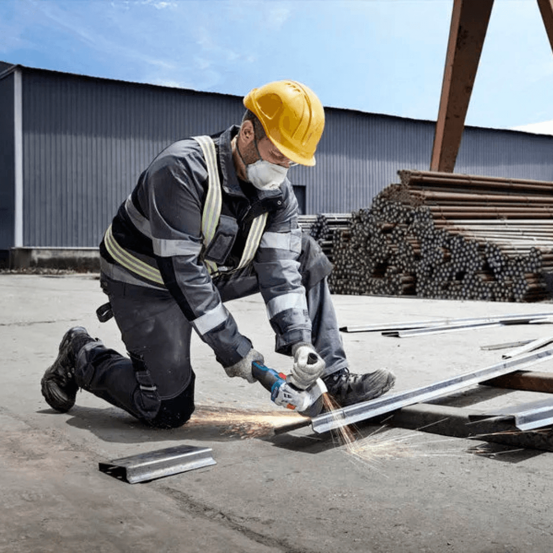 BOSCH AKÜLÜ TAŞLAMA MAKİNESİ 115 MM GWS 18V-8 (1x4.0Ah;)