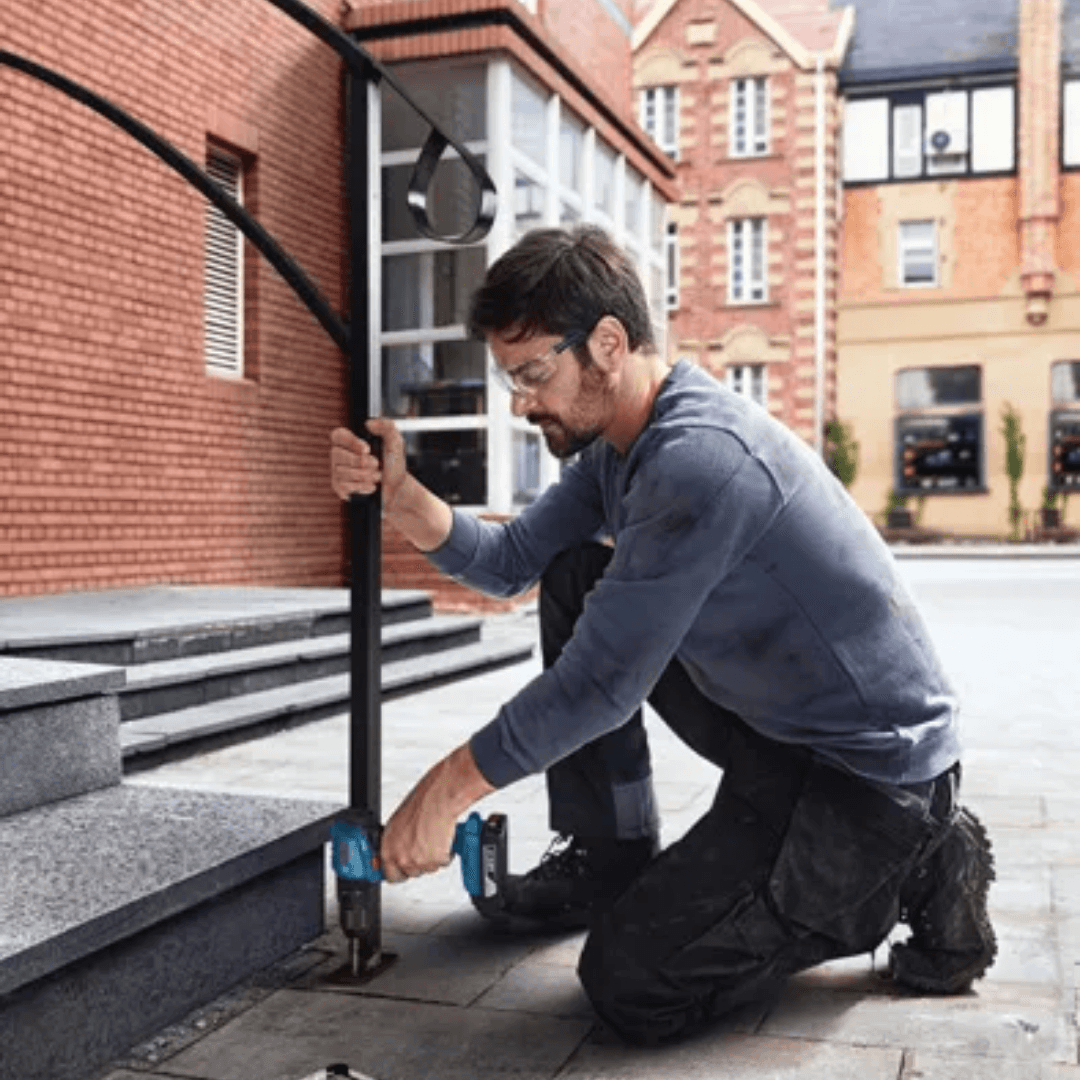 BOSCH AKÜLÜ DELME VİDALAMA DARBELİ GSB 185-LI (3x2.0Ah)