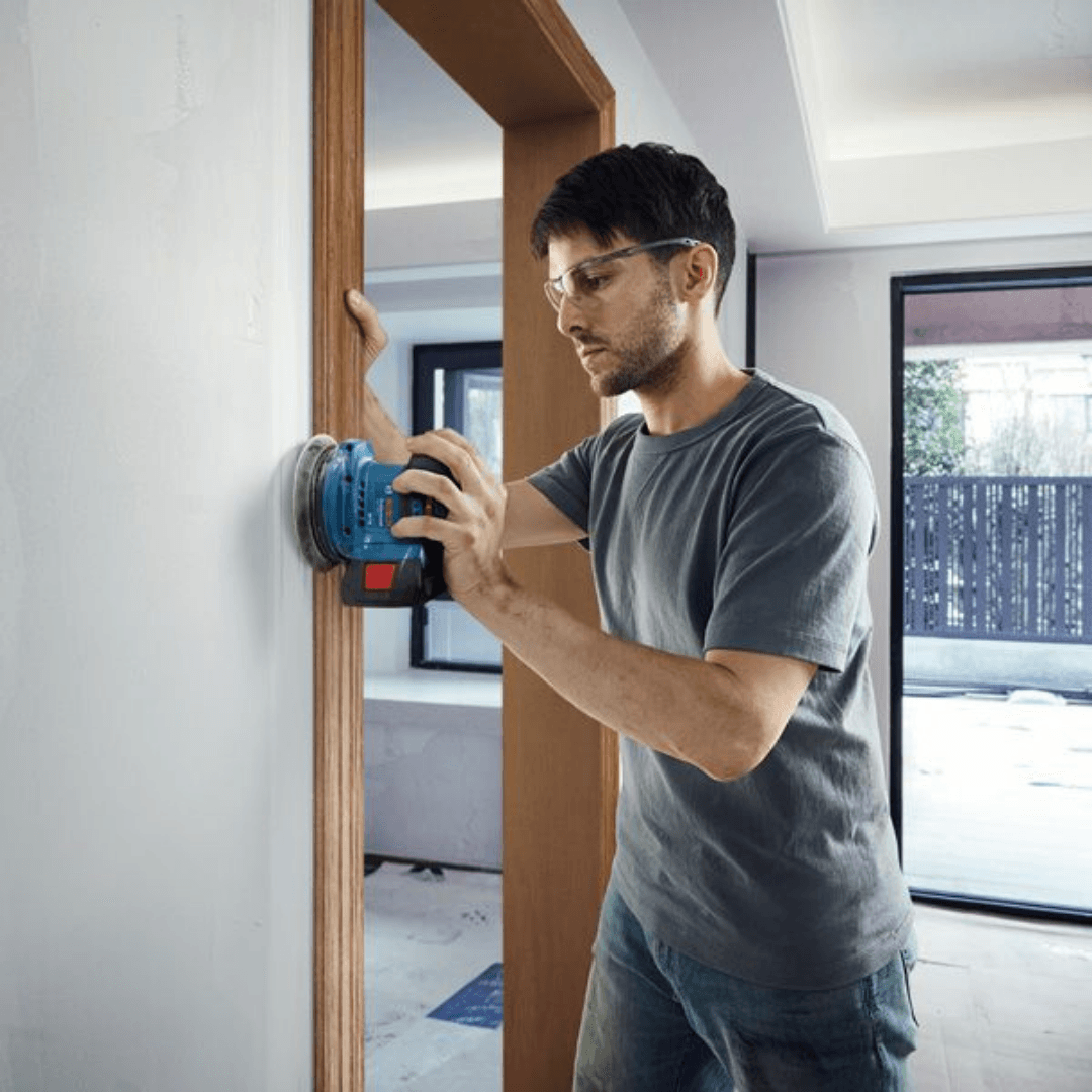 BOSCH AKÜLÜ EKSANTRİK ZIMPARA MAKİNESİ GEX 185-LI (Solo)