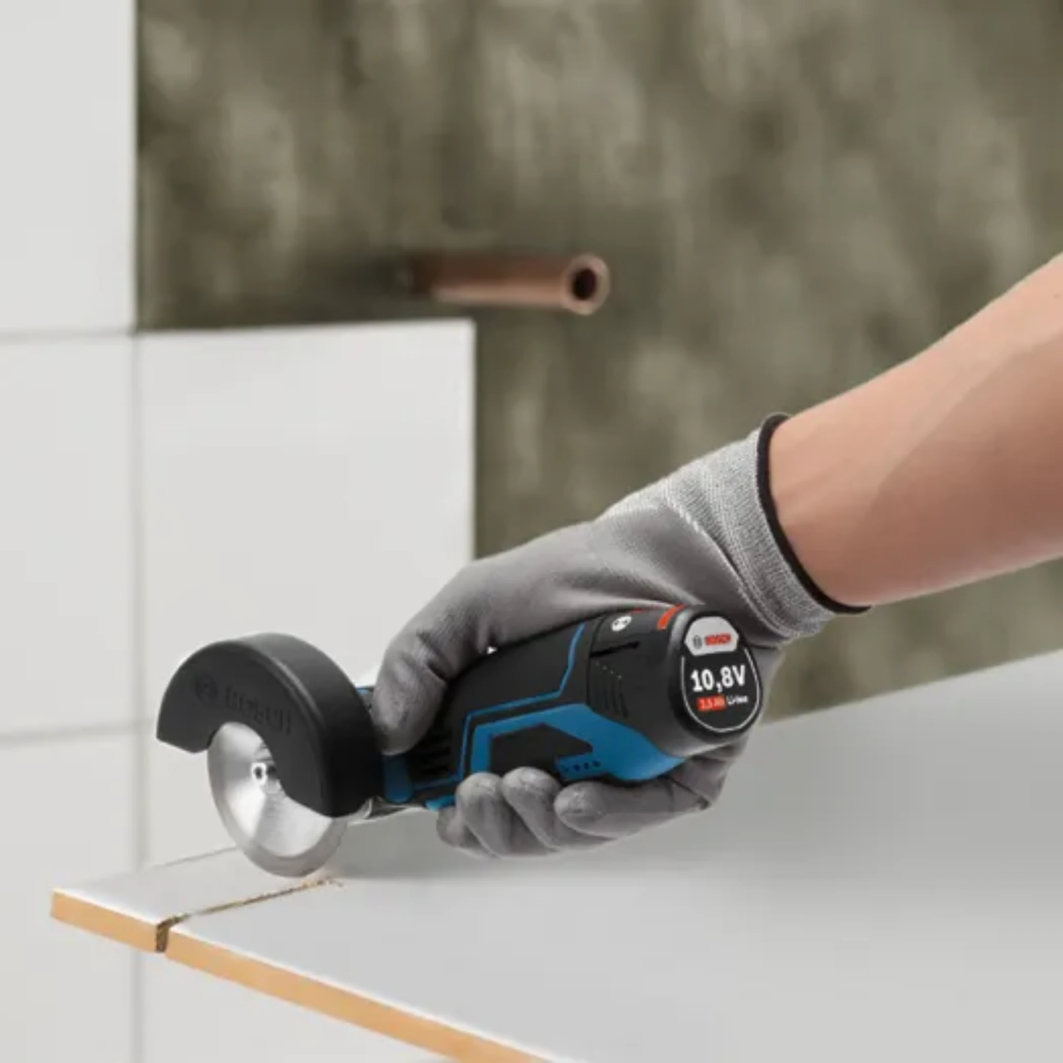 BOSCH AKÜLÜ TAŞLAMA MAKİNESİ MİNİ GWS 12V-76MM (SOLO)