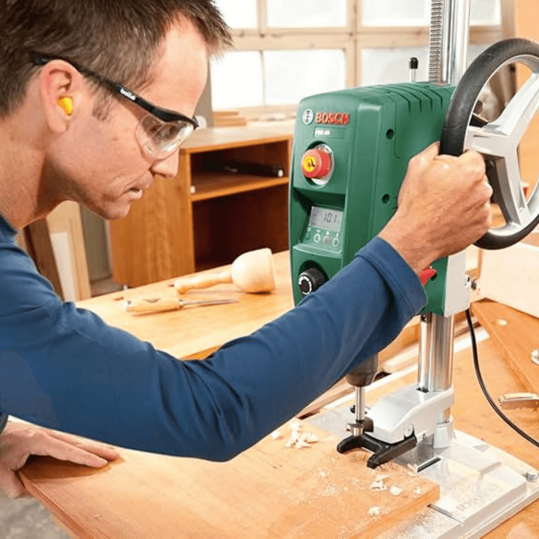 BOSCH TEZGAH TİPİ MATKAP 710 W PBD 40
