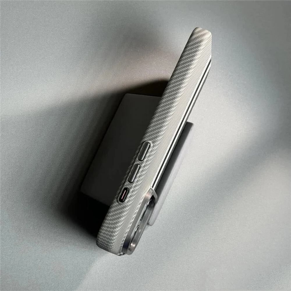 iPhone Karbon Fiber Kılıf – Gri Çift Şeritli Seri