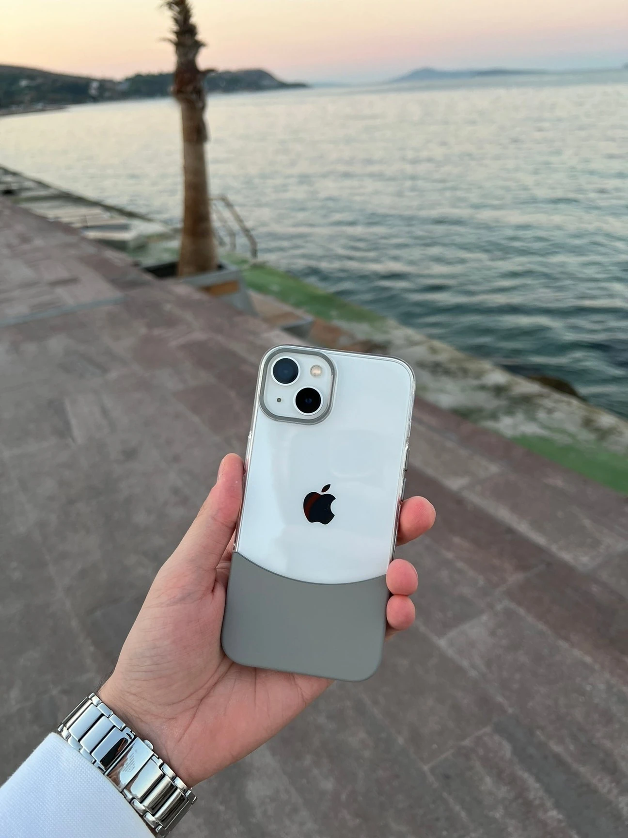 iPhone Mika Koruma Kılıfı – Gri Base Seri