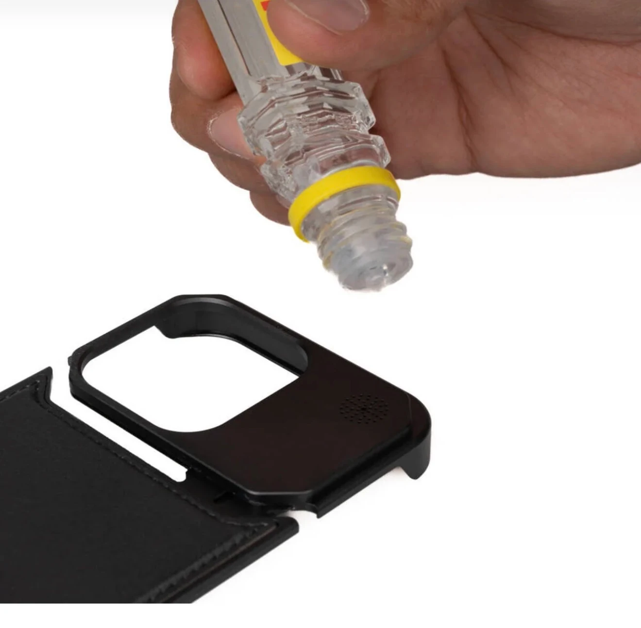 iPhone Deri Magsafe Kılıf – Mekanizmalı Koku Hazneli Kapak Seri (SİYAH) 