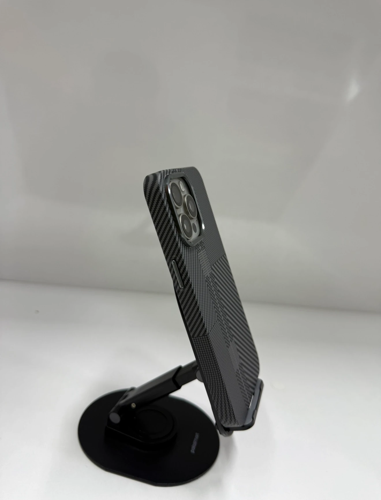 Siyah Mat Karbon Şerit Kılıf 