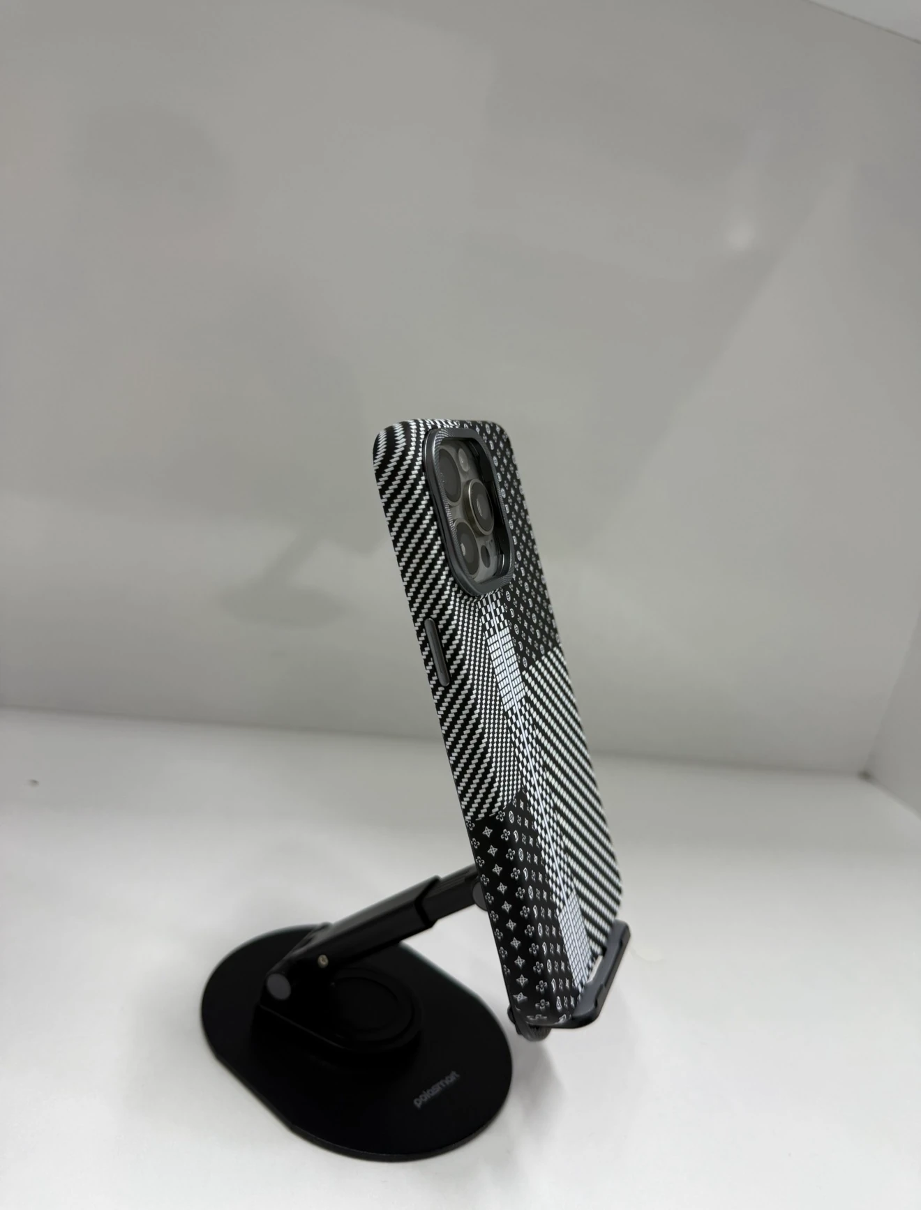 Karbon Mozaik Şerit Kılıf 