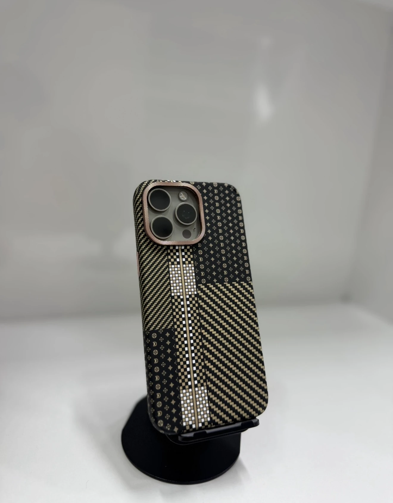 Gold Line Karbon Kılıf 