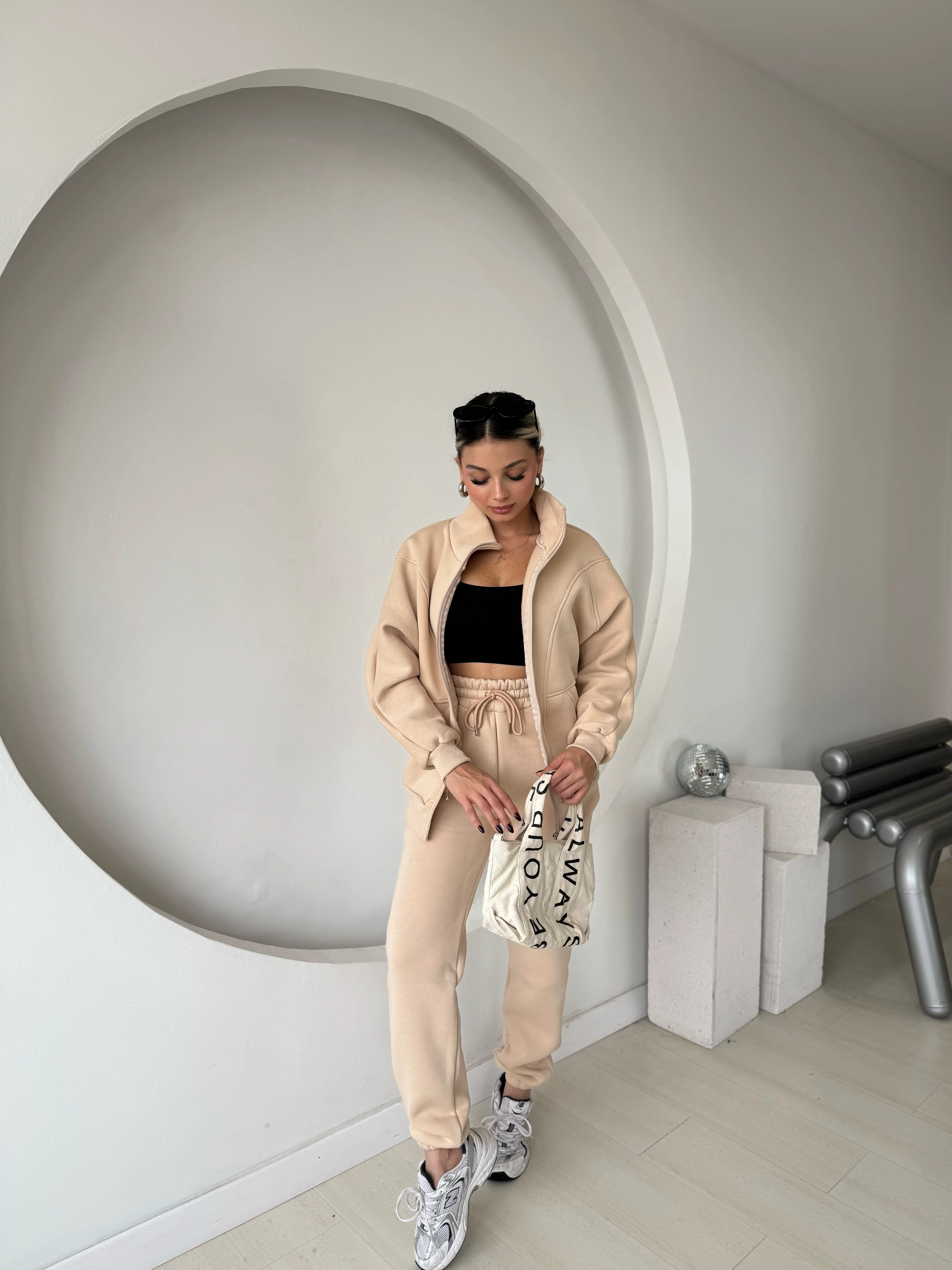 PREMIUM PARÇA ÜÇ İPLİK EŞOFMAN TAKIMI 