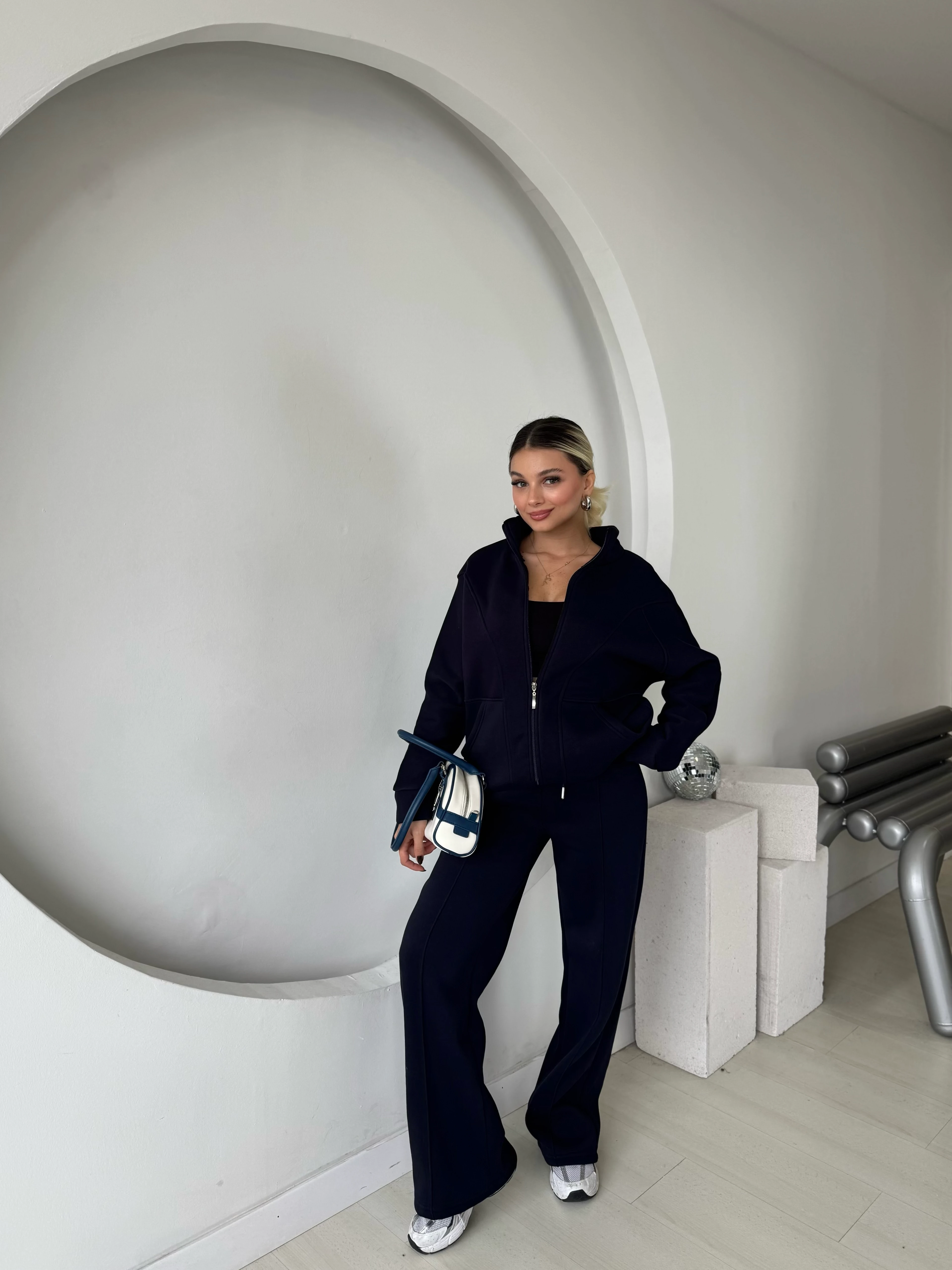 PREMIUM PARÇA ÜÇ İPLİK EŞOFMAN TAKIMI