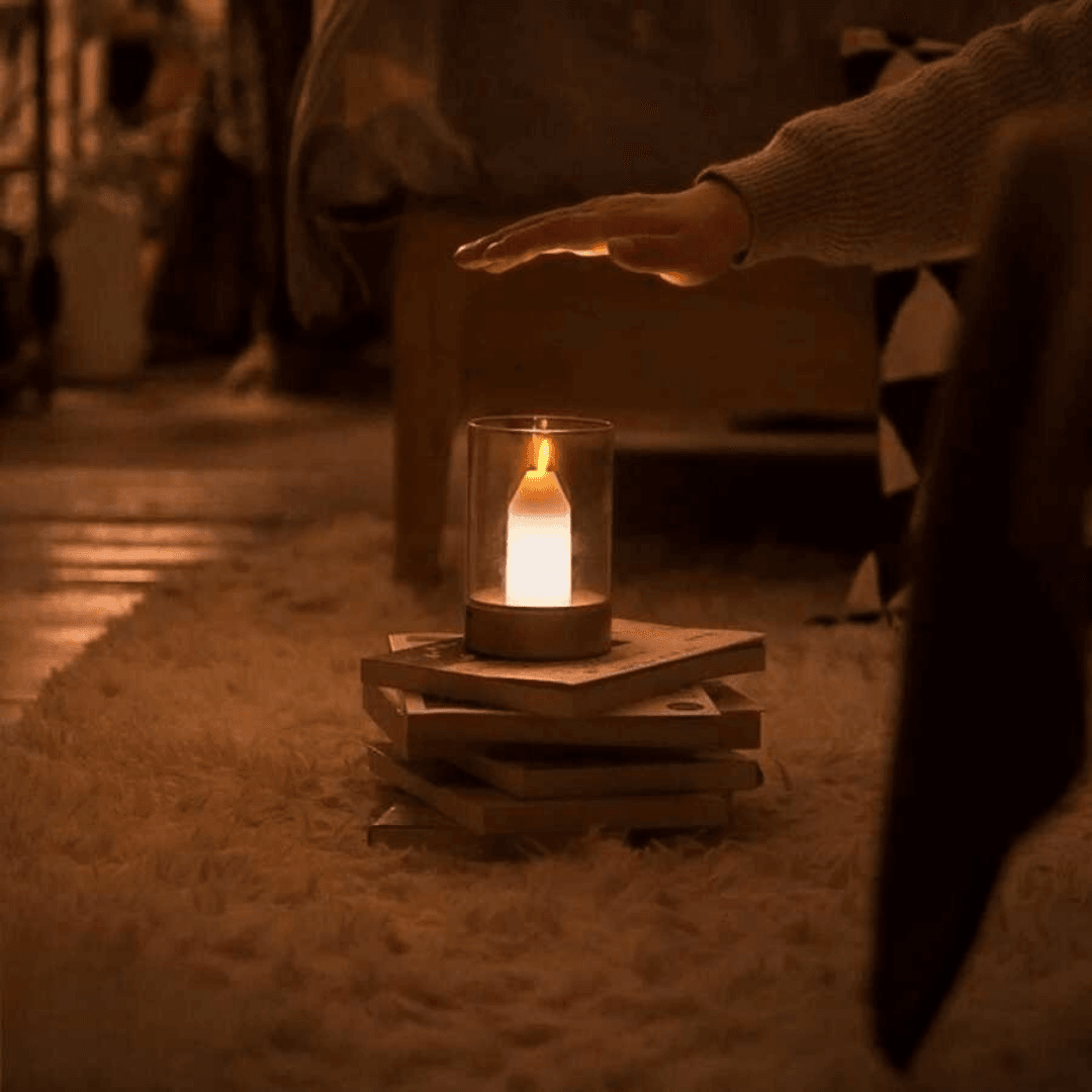 Tokyo Şarjlı Masa Lambası – Hareket Sensörlü, USB Şarjlı, Taşınabilir LED Işık