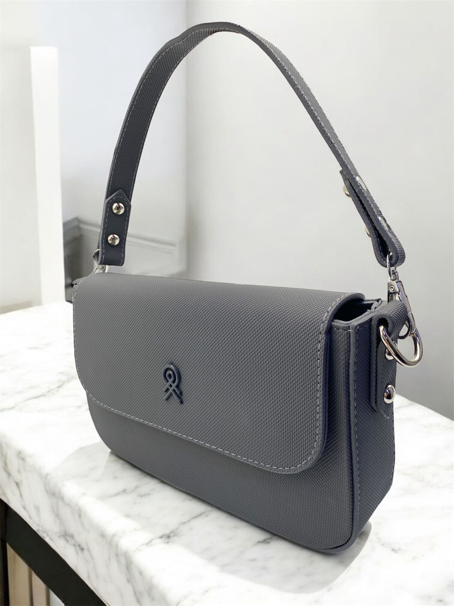 YENİ ASKILI MODEL ÇANTA