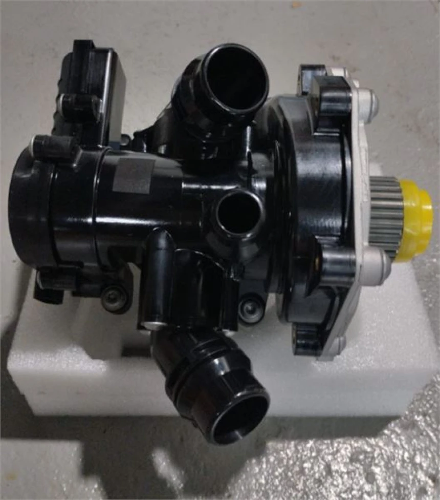 Vag Su Pompası Termostat Komple Govdeli A1 A3 A4 A5 A6 A7 Q2 Q3 Ateca Leon Superb Octavıa Kodıaq Tiguan - İthal 06l121111h