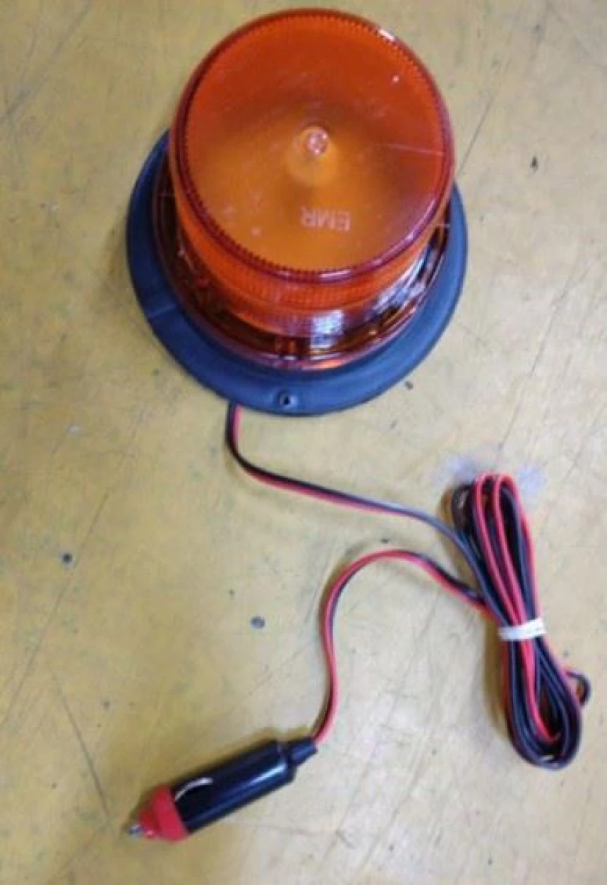 Unıversal Truck Cakar Tepe Lambası 12v / 110v Kisa Miknatıslı Cakmak Kablolu Sarı - Emir Emr13