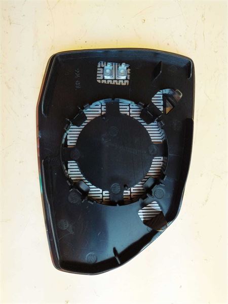 Vag Dis Dikiz Ayna Camı İsitmalı Asferik Sol Q5 Q7 16> - Art Mg026.6324