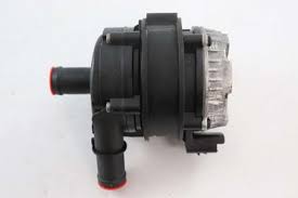 SOGUTUCU POMPA + IZOLATOR (ELEKTRIKLI DEVIRDAIM) BLUE DCI 1.5 K9K MEGANE IV LODGY DOKKER - BOSCH 0392024165