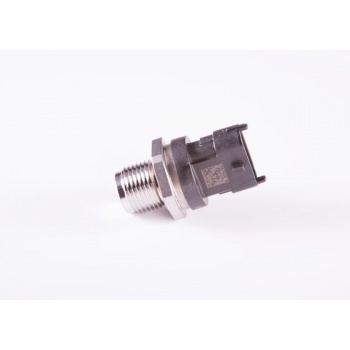 ENJEKTOR RAMPA BASINC SENSORU DOBLO LINEA PUNTO 1.3 JTD IVECO DAILY III DUCATO III BOXER III KARSAN - BOSCH 0281006158