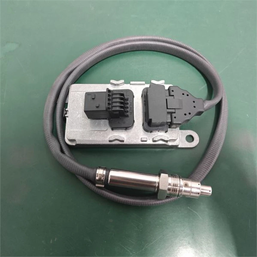 İveco Truck Nox Katalızator Sensoru İveco Eurocargo I-III 100e-110e-120e-140e-150e-160e-180e 00>15  Stralıs 440 - Yunyı Nox0506