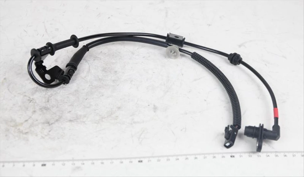 Hyundaı Abs Sensoru On Sag Rio 12-> - Ossca 51164