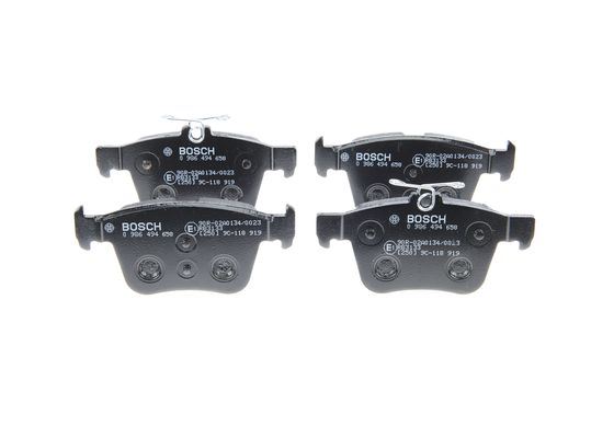 ARKA FREN BALATASI A3 GOLF VII 8V1 1.2 TFSI / 1.4 TFSI / 1.6 TDI / 2.0 TDI / S3 04 / 12 - BOSCH 0986494658