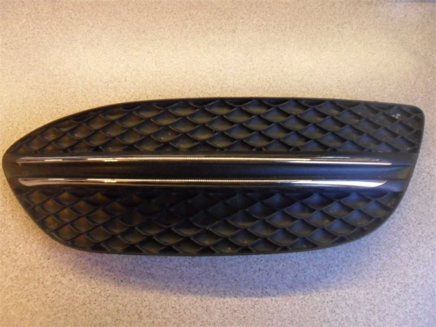 Mercedes On Tampon İzgarası Set Sag Kromlu W205 14> - Vortex V2205942