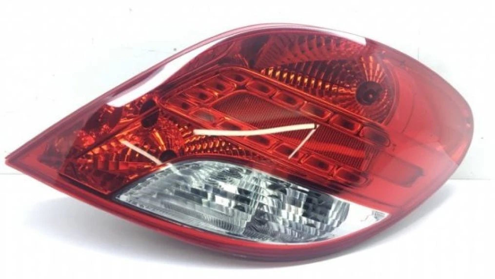 Psa Stop Lambası Sag 207 10> - Psa 6351hq