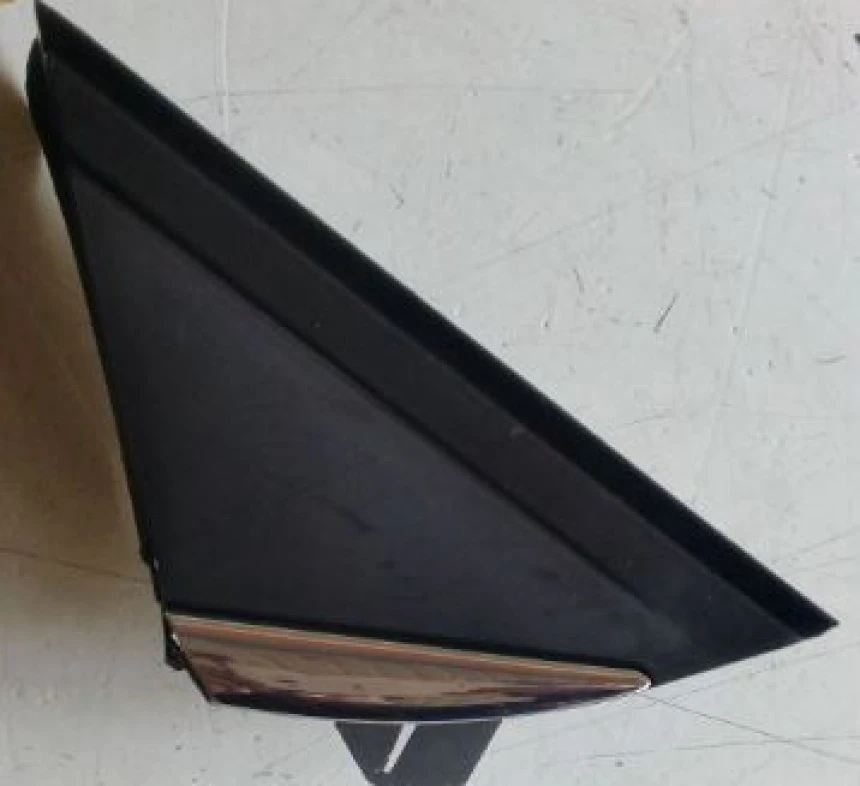 Renault On Camurluk Kenar Bakalıtı Sag Nikelajlı Megane  IV - Wpi Rm 7949