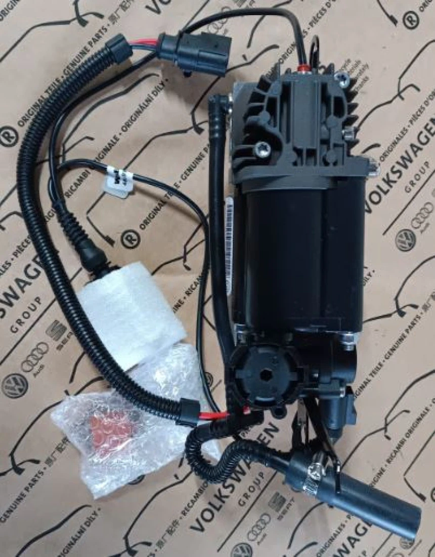 Vag Hava Suspansıyon Kompresor Q7 07>15 - İthal 4l0698007a