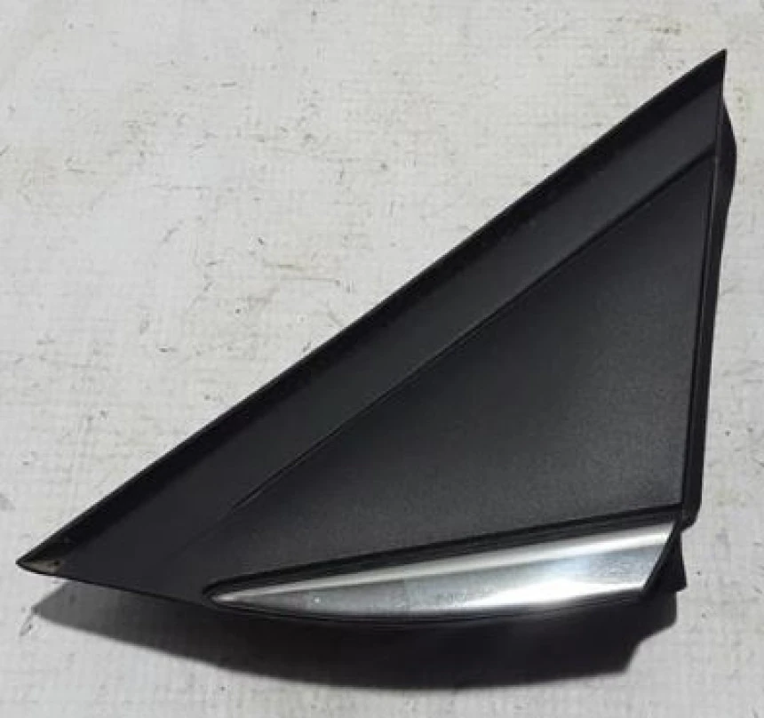 Renault Ayna Kenar Plastık Sol Megane IV 16> - Wpi Rm 7950