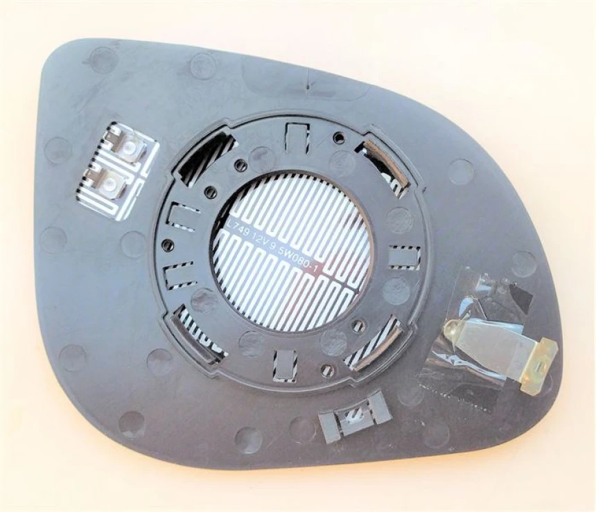 Hyundaı Dis Dikiz Ayna Camı İsitmalı Sol İ20 2008-2014 - Hyundaı İ10 2012-2014 - Art Mg007.7318