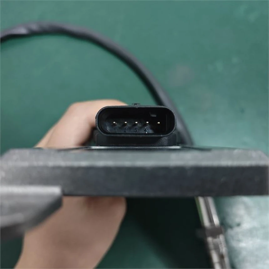 İveco Truck Nox Katalızator Sensoru İveco Stralıs-Trakker II 12>  X-Way 19>  Euro 6   834 MM - 5 Pin - Yunyı Nox1303