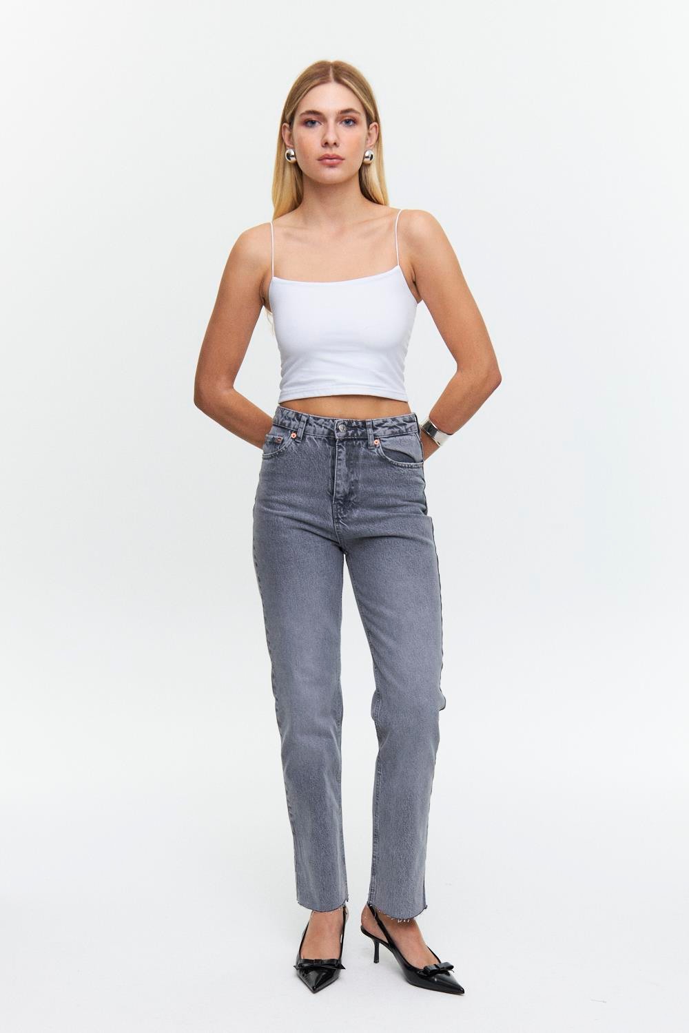 İp Askılı Crop Top Beyaz LTNBSTY04