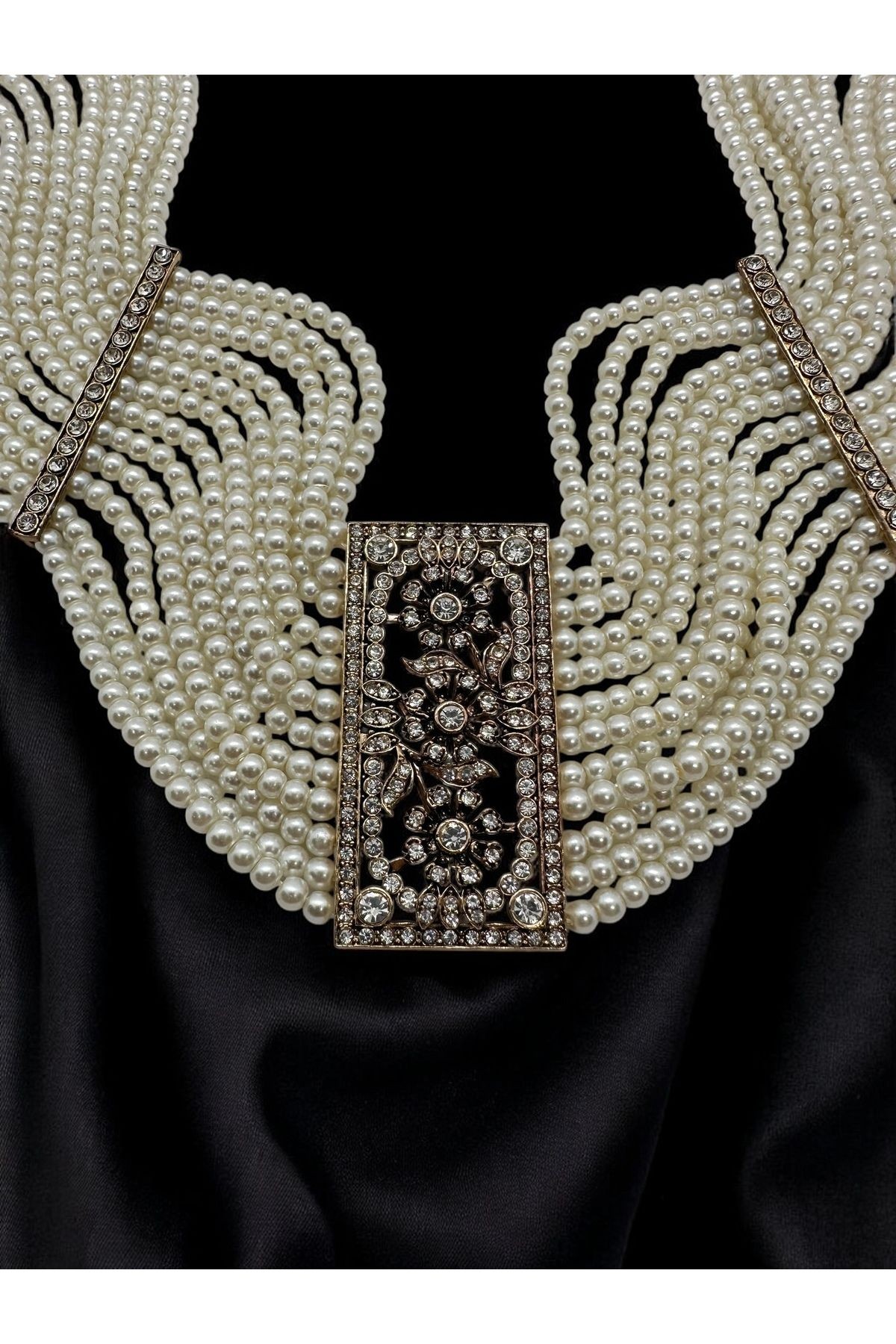 Zirkon Taşlı Hasır Choker (Tasma) İnci Kolye