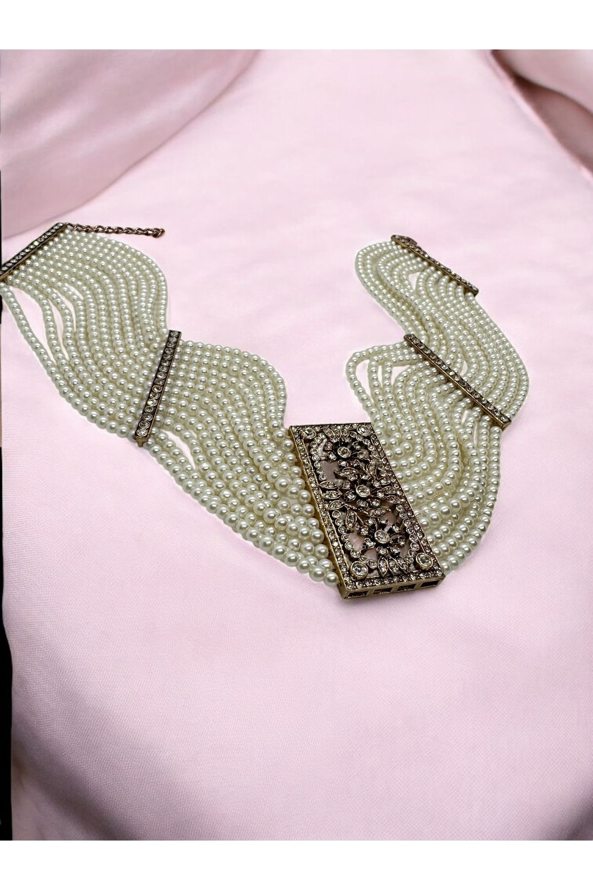 Zirkon Taşlı Hasır Choker (Tasma) İnci Kolye