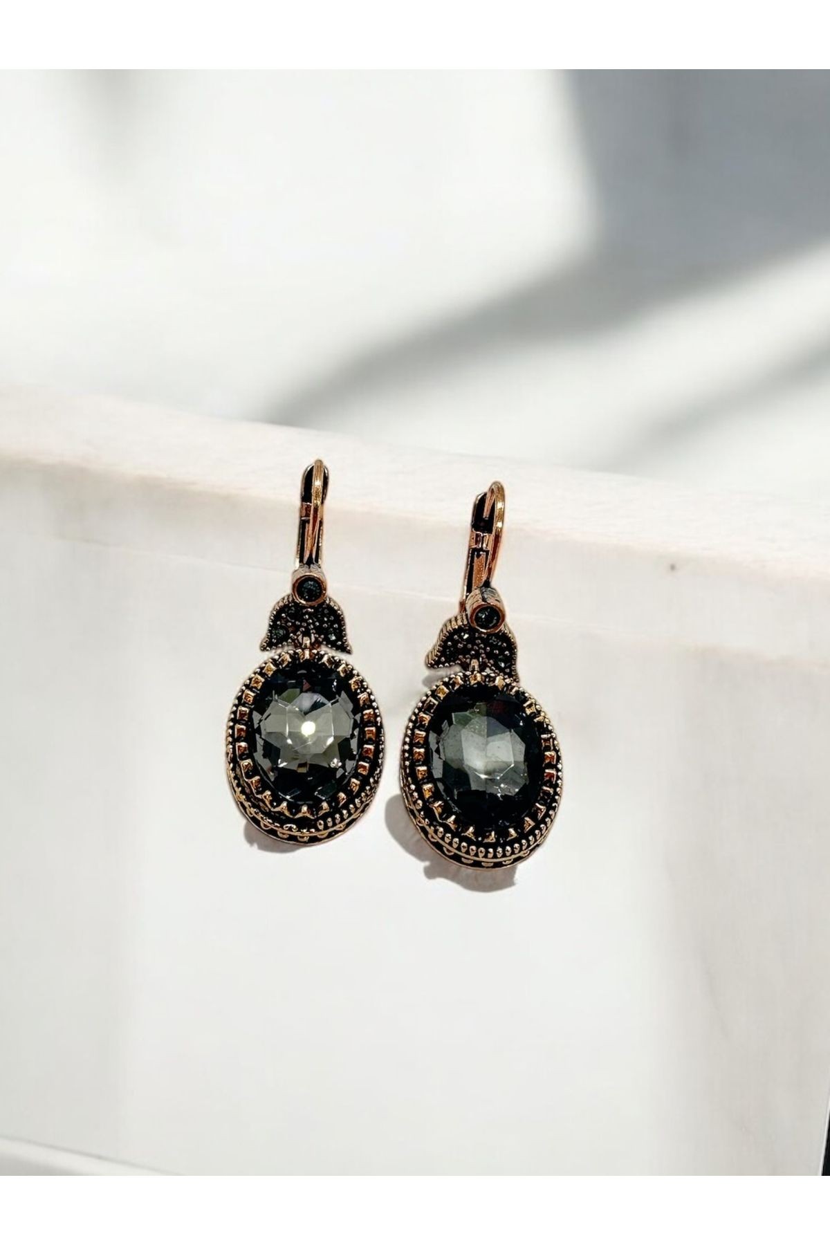 Kristal Oval Renkli Taşlı Küpe
