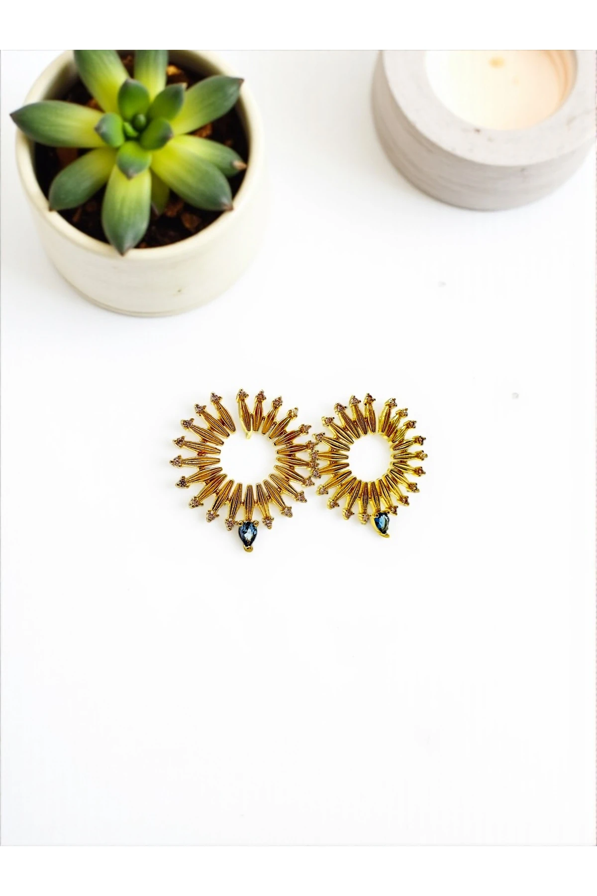 14K Gold Kaplama Zirkon Taşlı Renkli Taş Detay Güneş Küpe