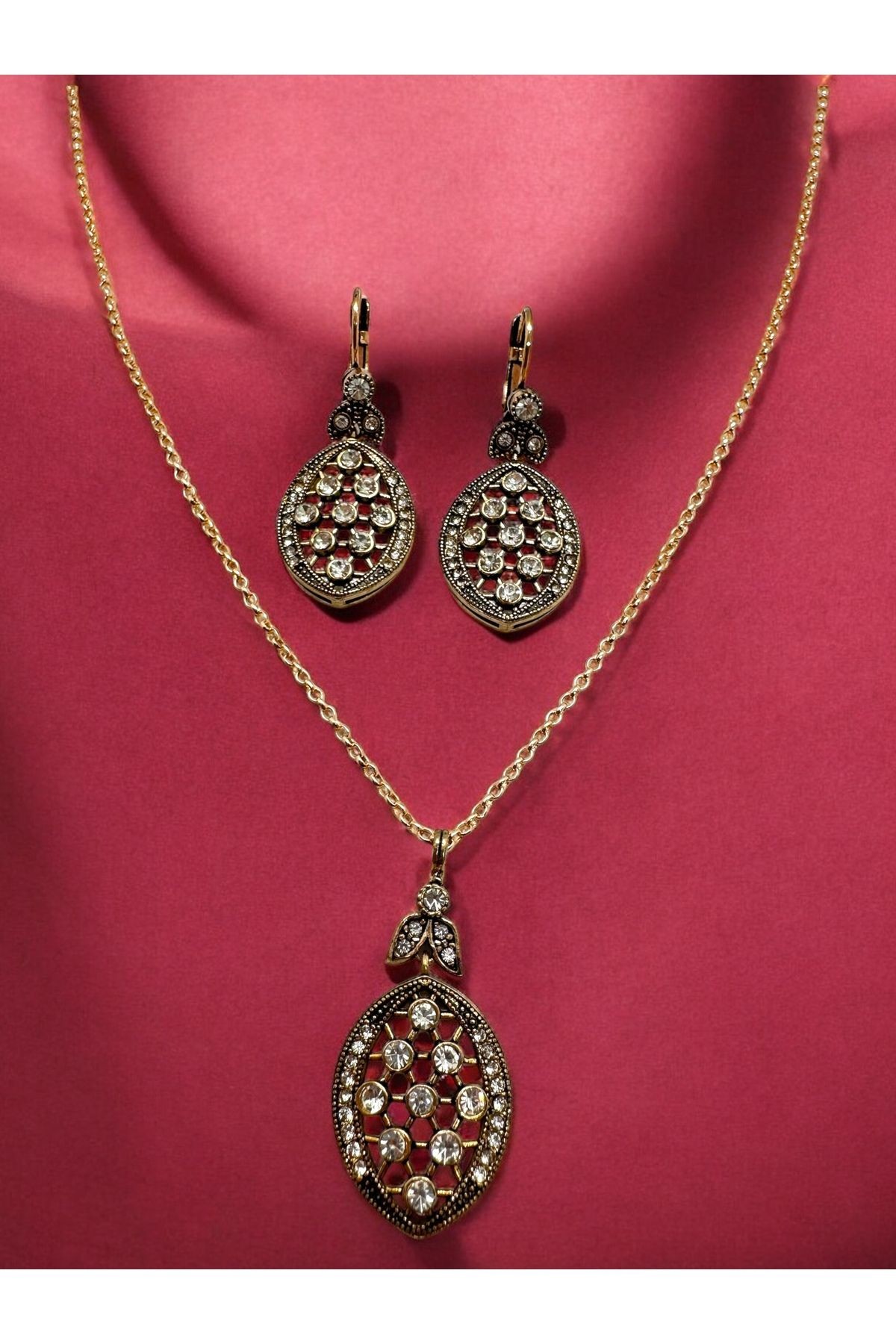 Taşlı Oval Kolye, Küpe Set image