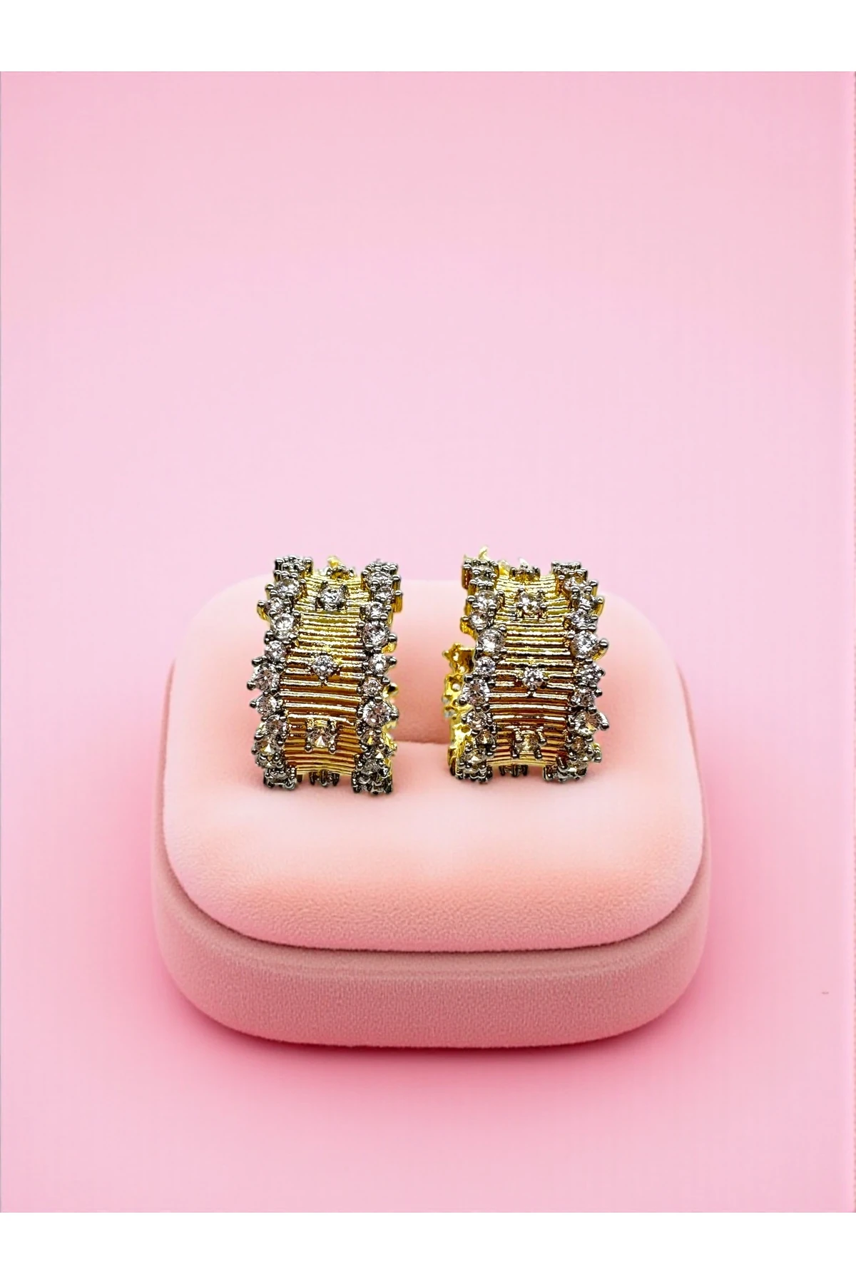 14K Gold Kaplama Zirkon Taşlı Küpe main variant image