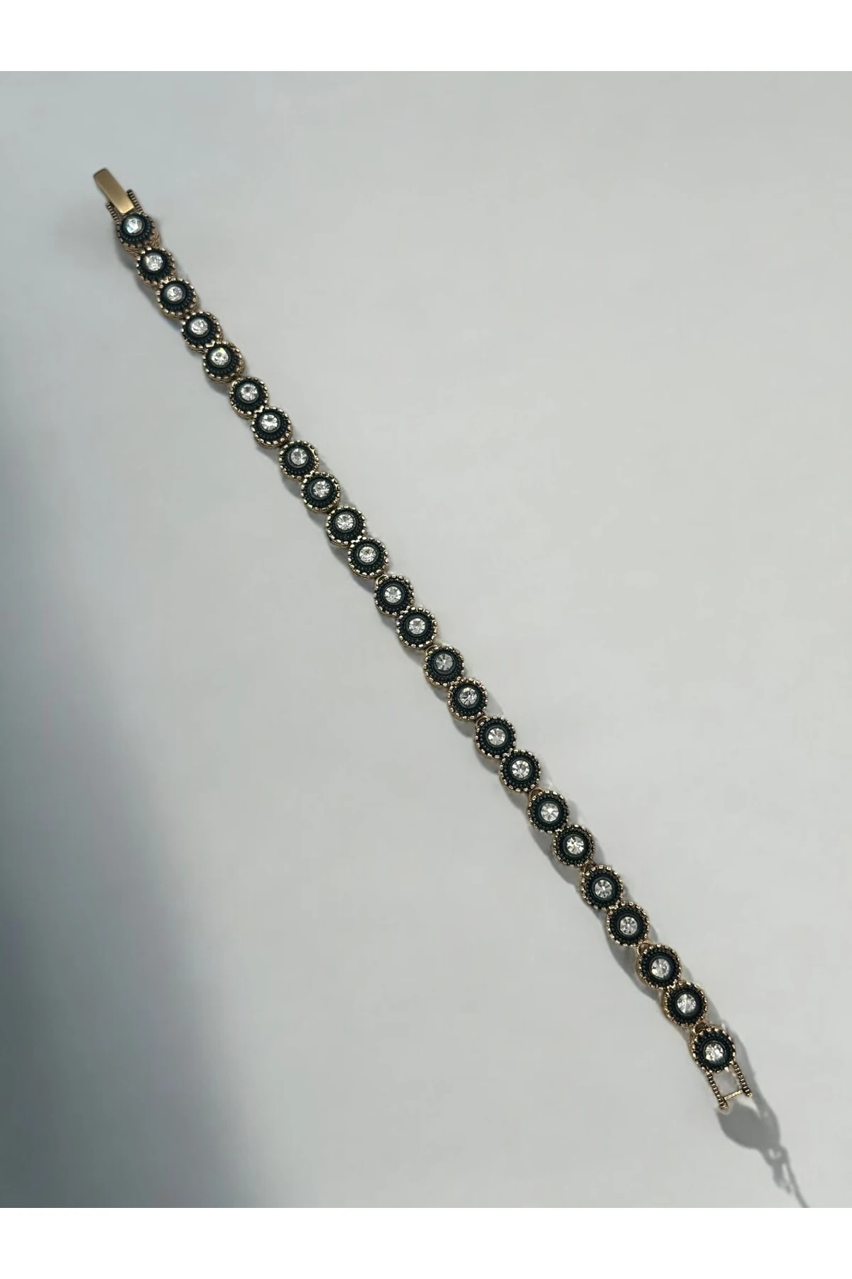 Elmas Montür Su Yolu Bileklik