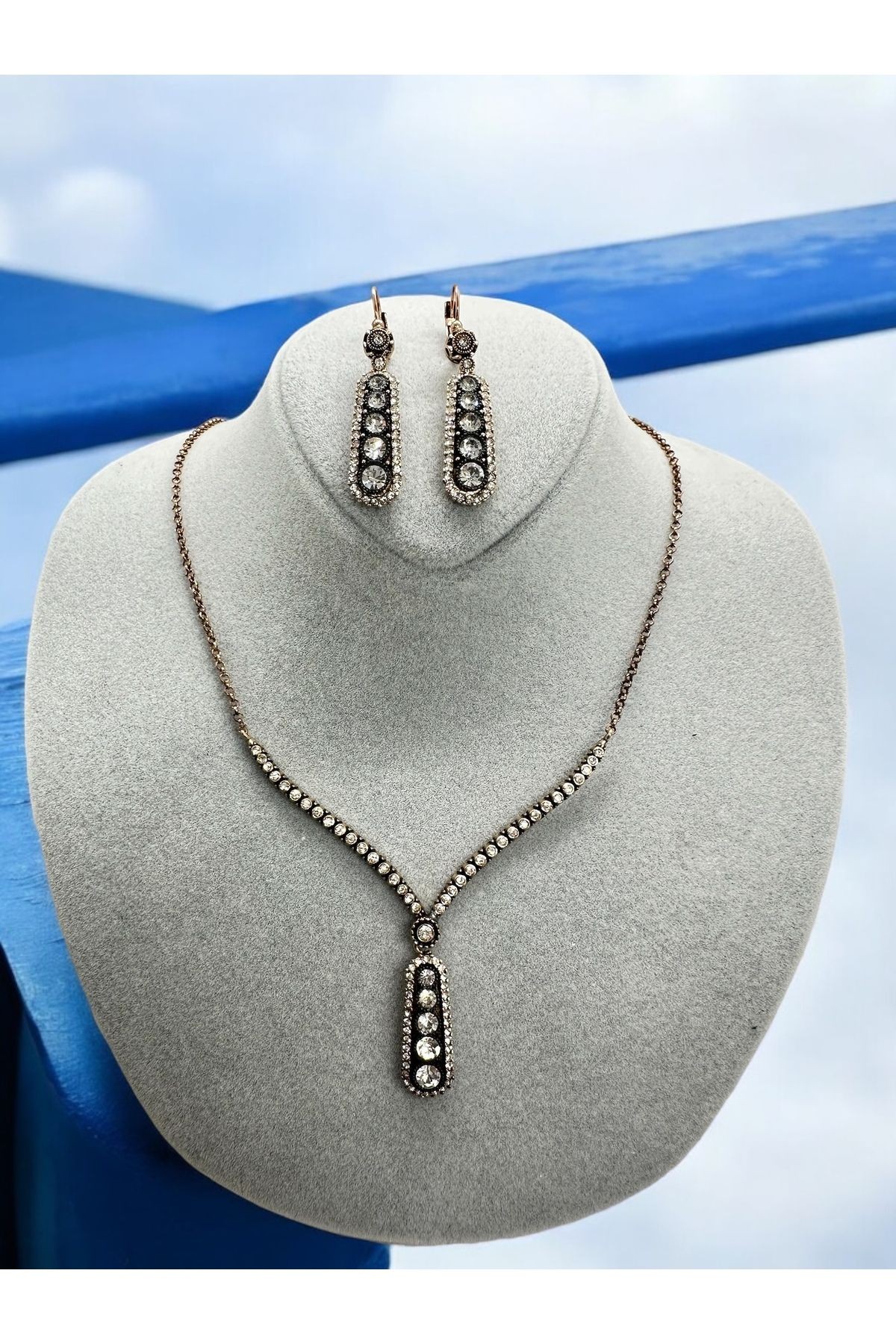 Oval Taş Sıralı Kolye, Küpe Set