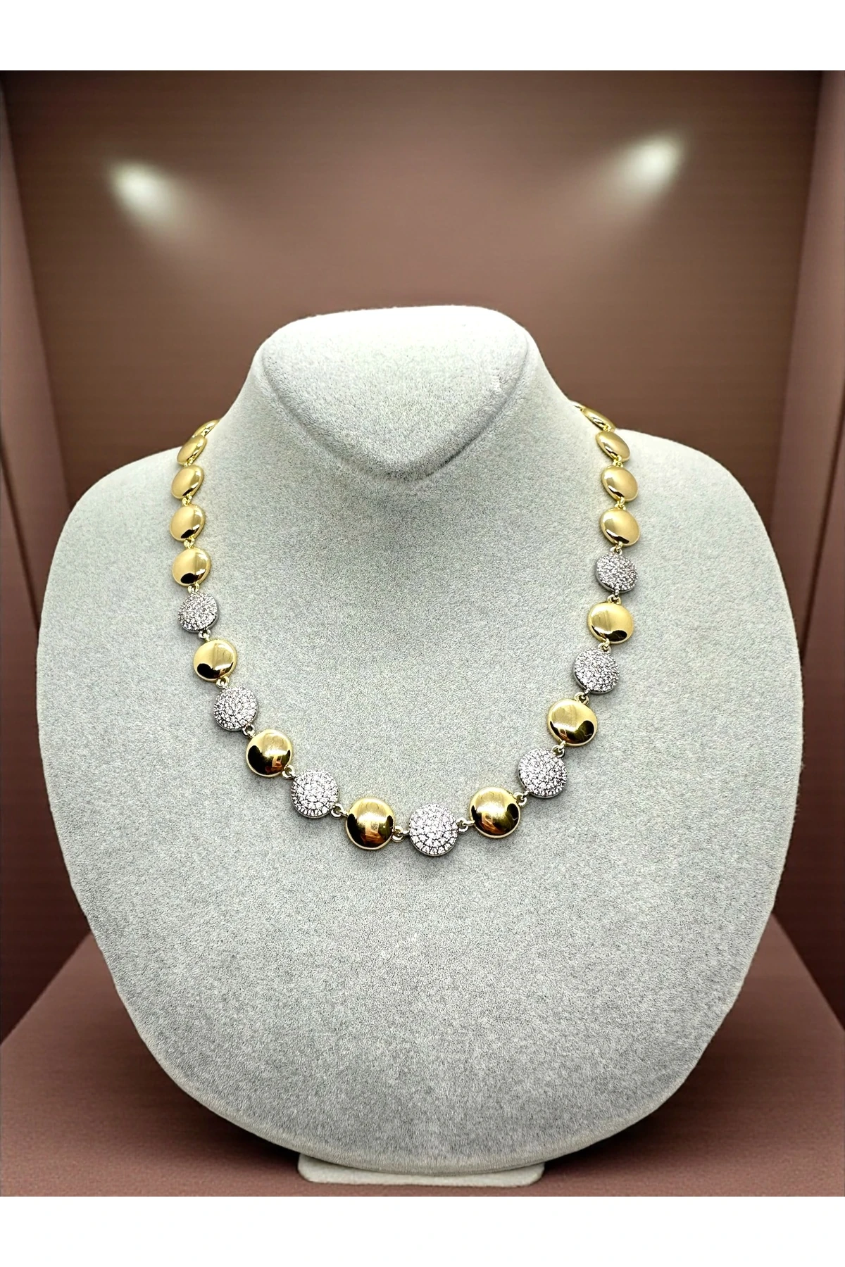 14K Gold Kaplama Zirkon Taşlı Yuvarlak Su Yolu Kolye image