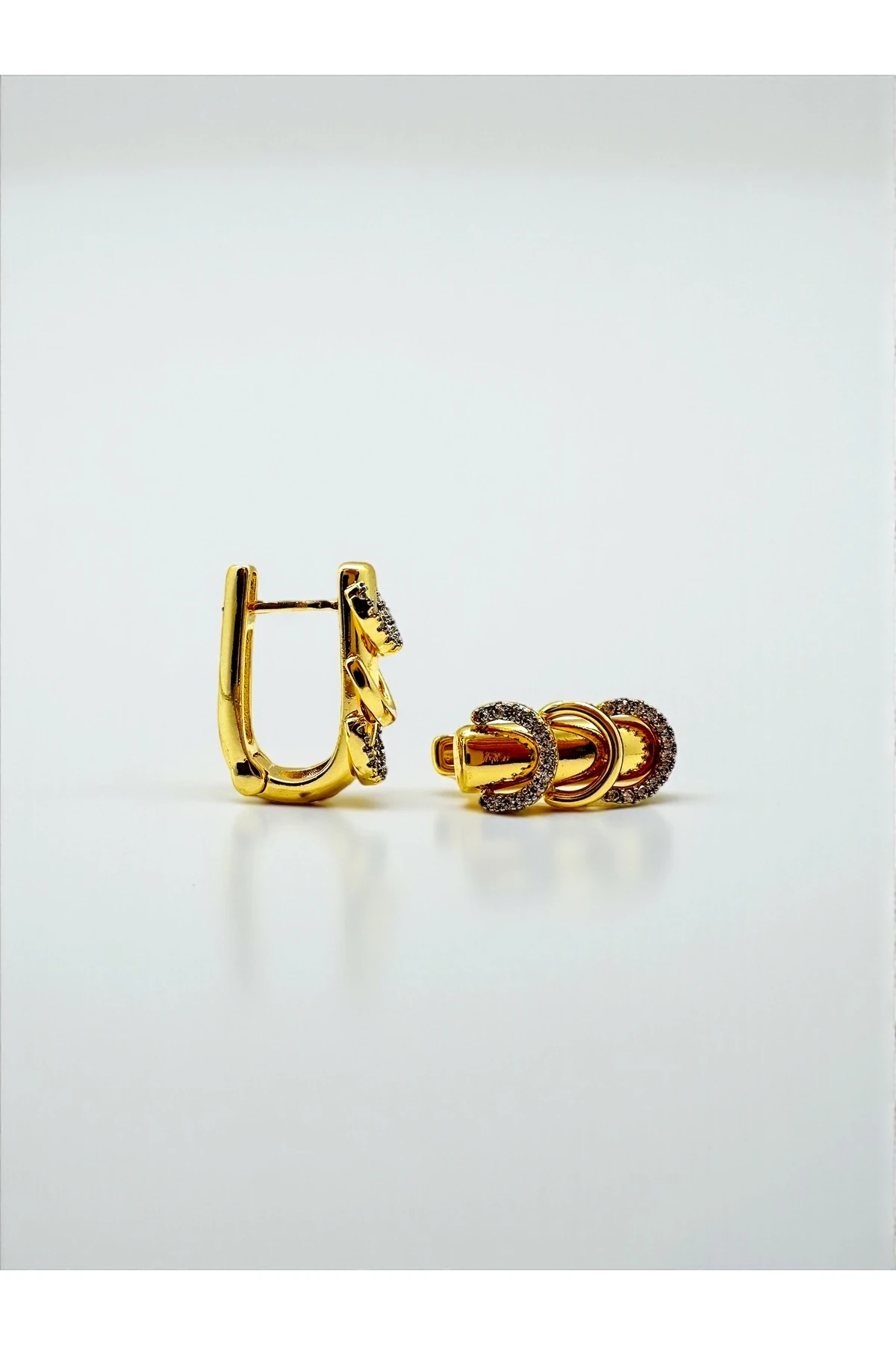 14K Gold Kaplama Zirkon Taşlı Küpe