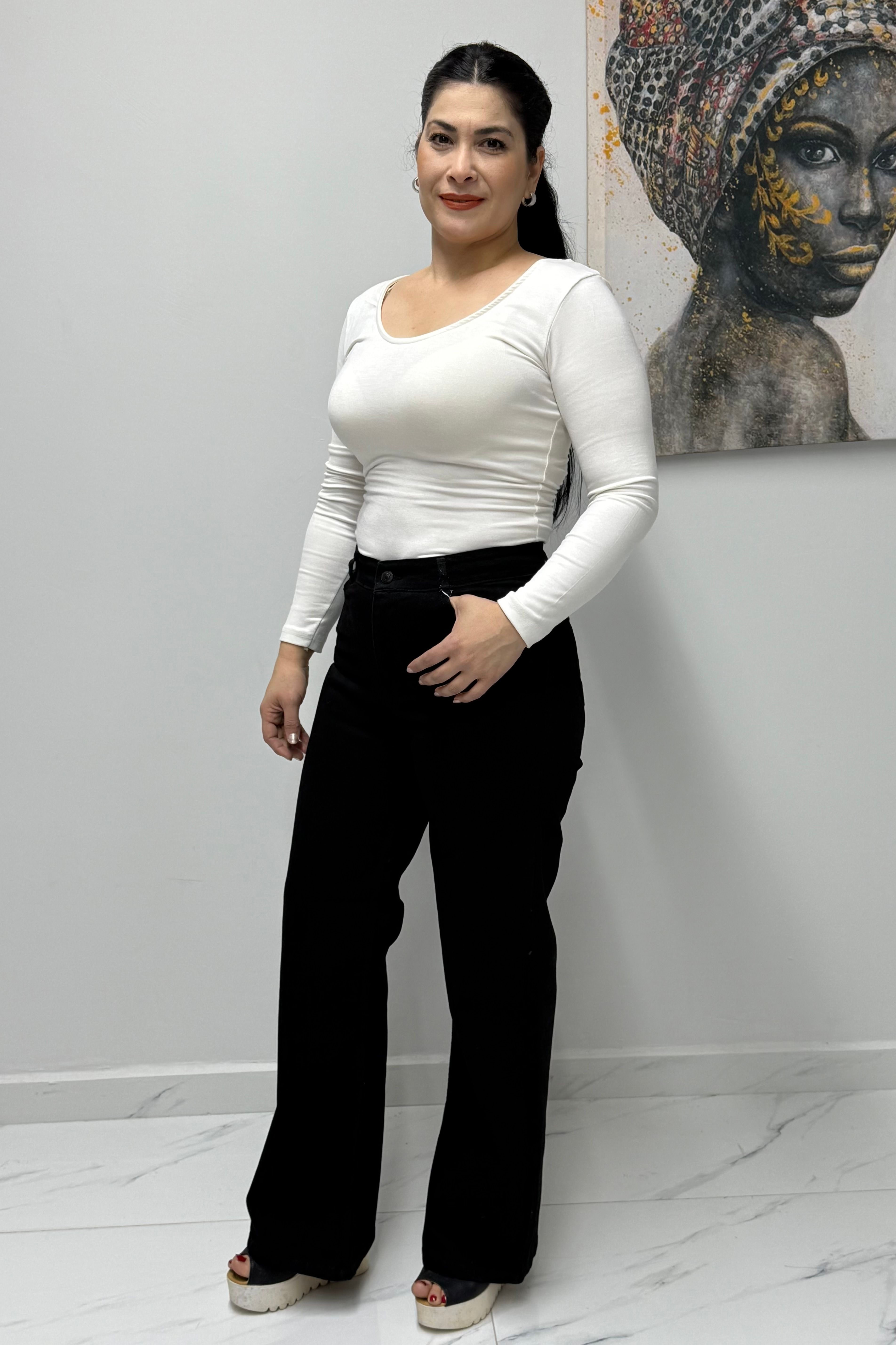Siyah