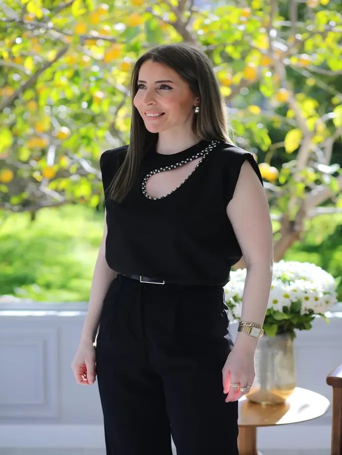 Damla Yaka Vatkalı Bluz
