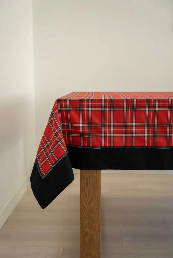 KIRMIZI EKOSE MASA ÖRTÜSÜ - KETEN BANTLI & KADİFE BİYELİ 
