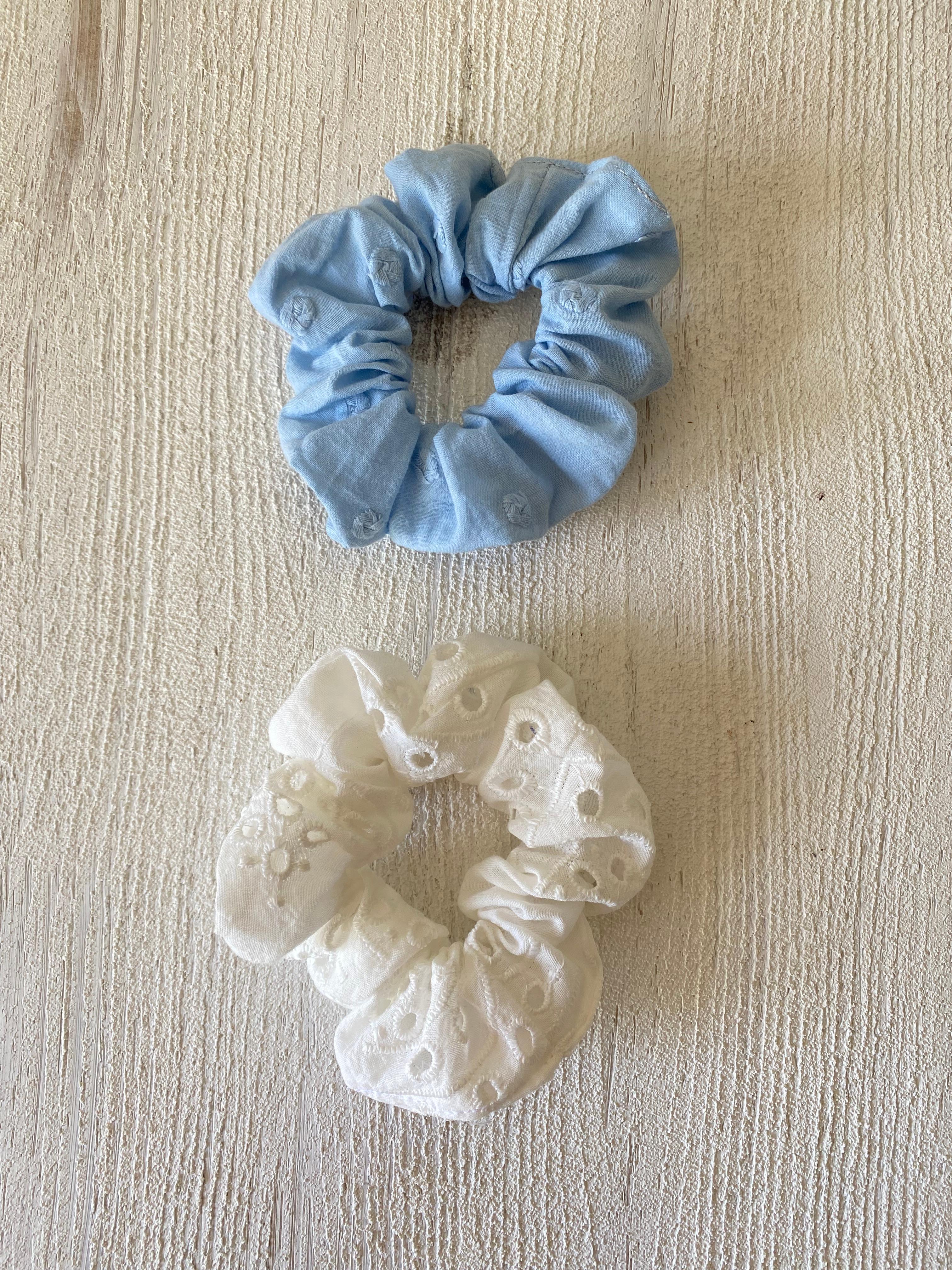 MAVİ BEYAZ 2'Lİ SCRUNCHIE SETİ ( LASTİK TOKA SETİ )