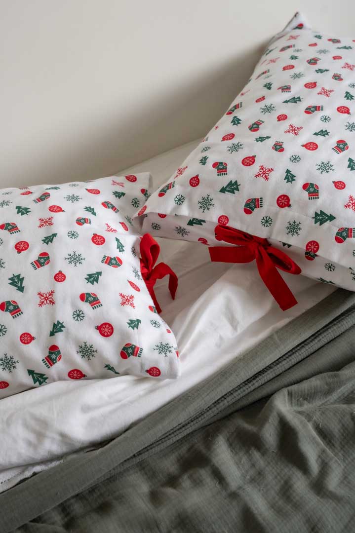 %100 PAMUK YILBAŞI ÖZEL YASTIK KILIFI SETİ PAZEN FLANEL